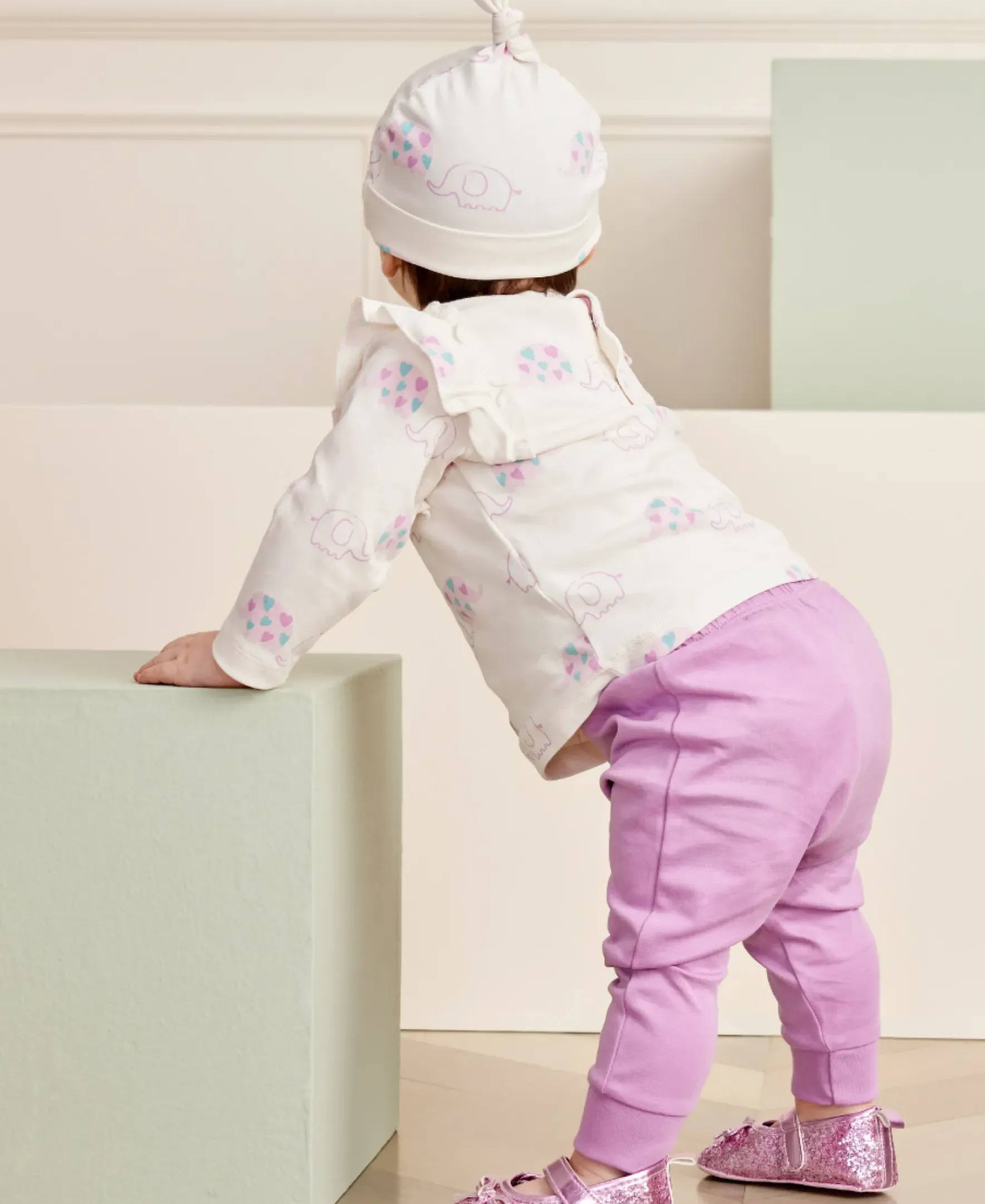 Kissy Kissy Kissy Love Elephant Love Knotted Hat> Hats