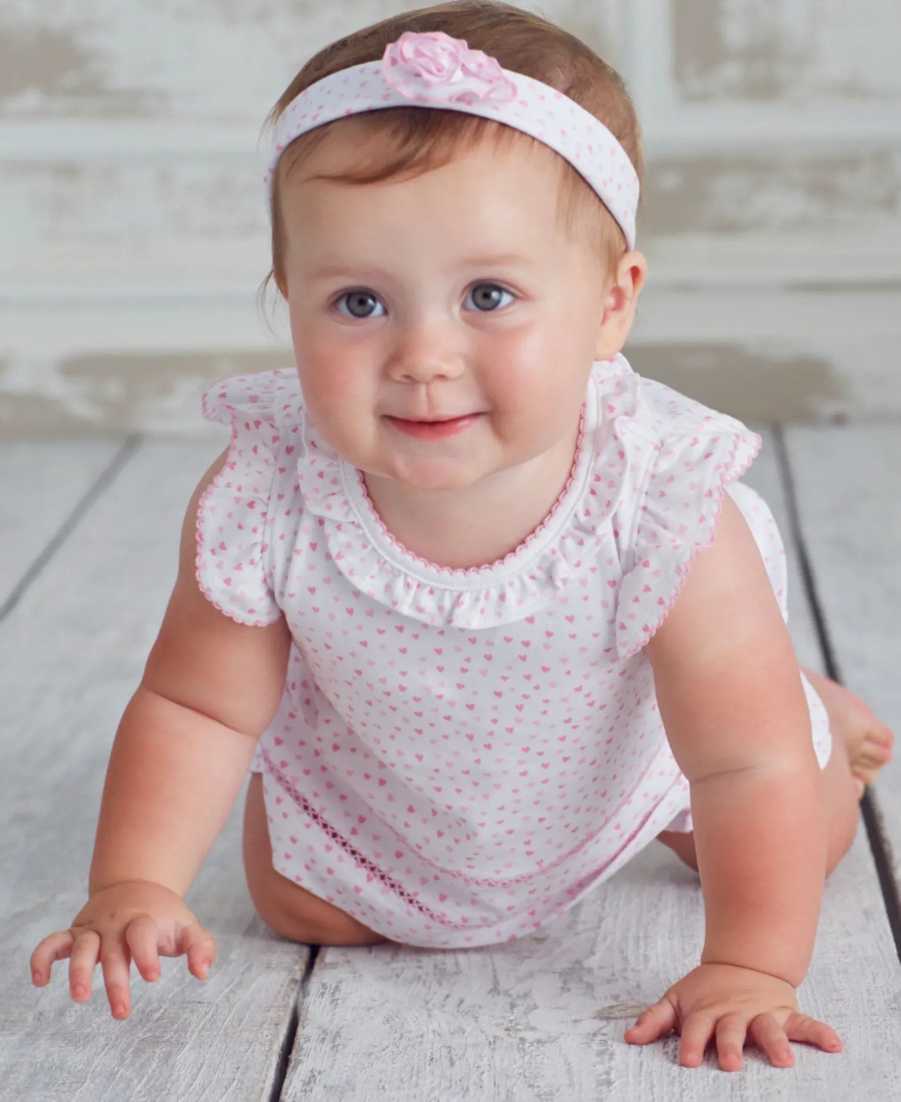 Kissy Kissy Kissy Sweethearts White Sunsuit> White Basics|Classic Collections